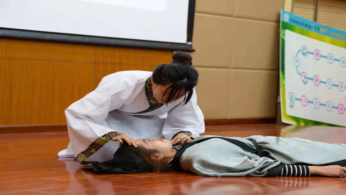 1574164342255893.png 915899829596297395.png